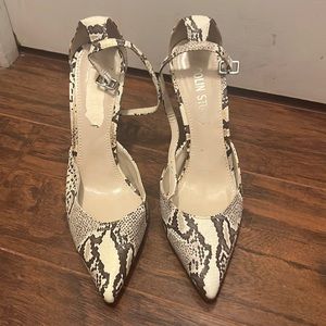 Colin Stuart heels size 6.5